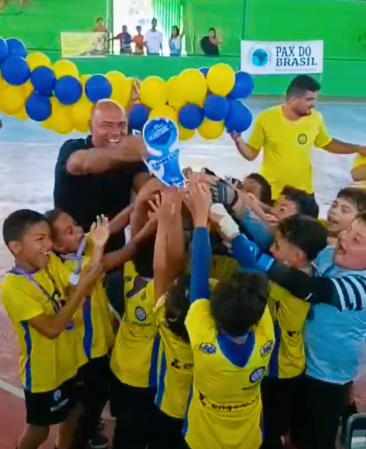 ECF/Eunápolis é Campeão da Copa Mundo Novo de Futsal Sub 10.